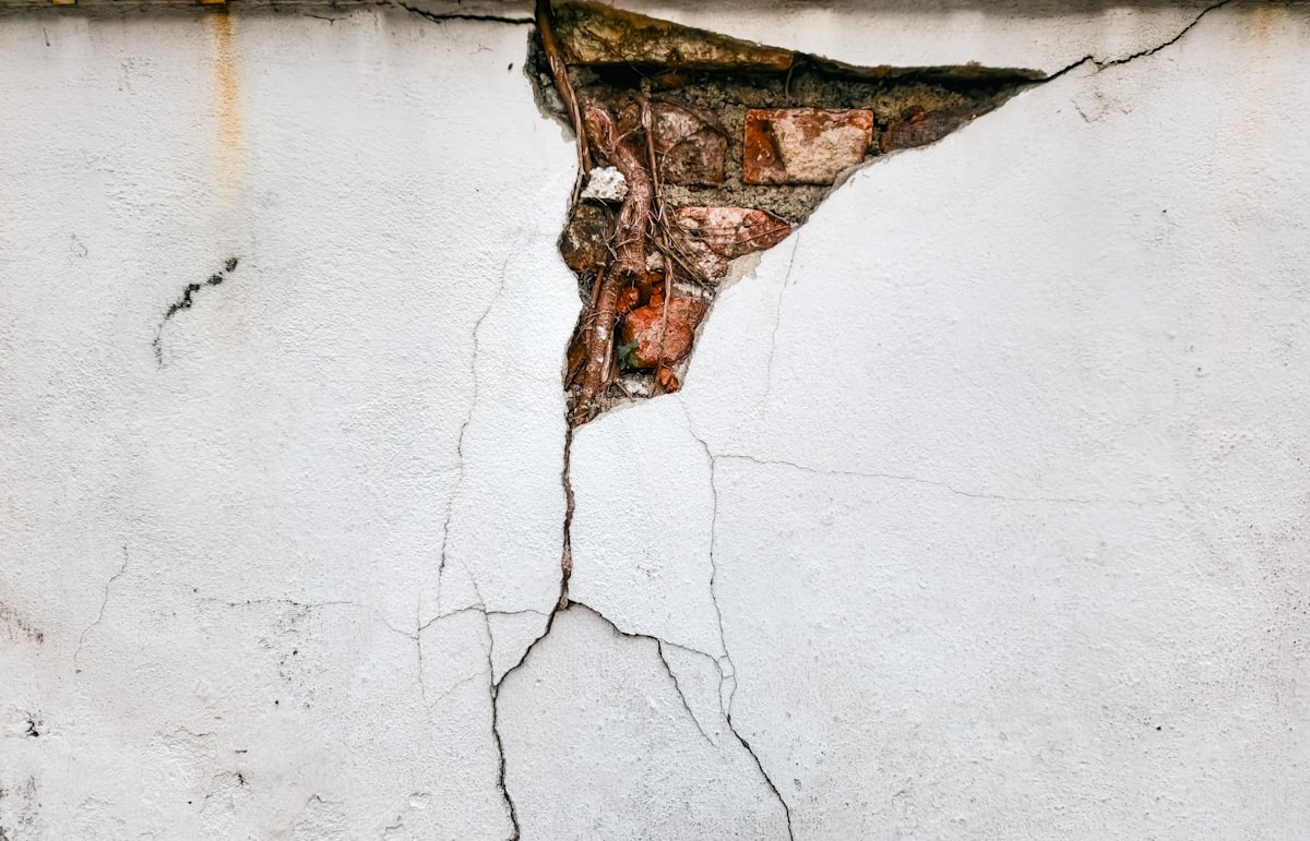 A crack in the side of a building